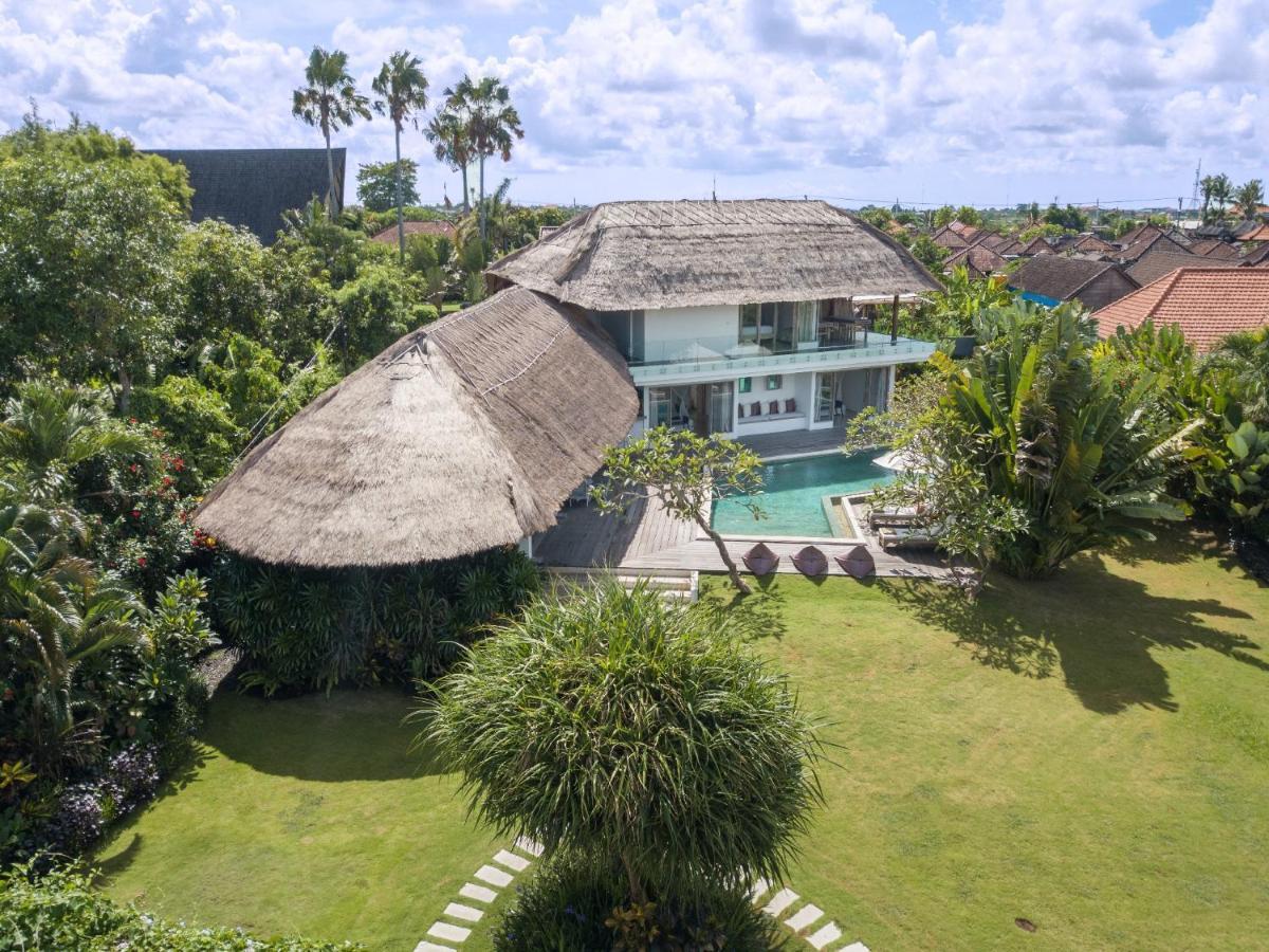 Villa Kami Denpasar Exteriör bild